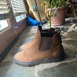 Globe Brown Leather Slip-On skate boots